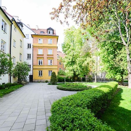 Designers Apartment In The Old Town Varsovia Exterior foto