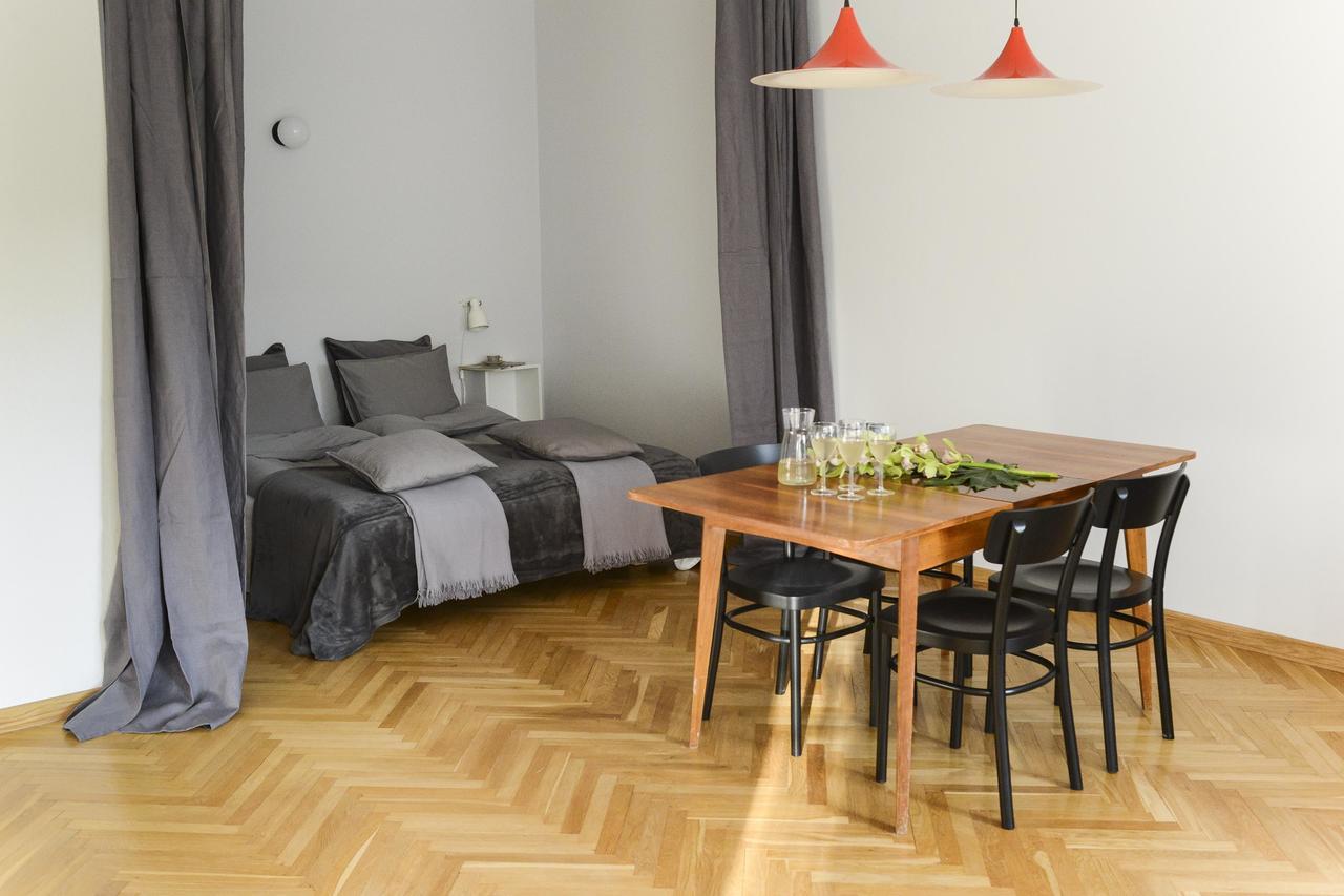 Designers Apartment In The Old Town Varsovia Exterior foto
